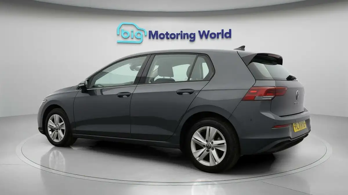 2021-volkswagen-golf-15-etsi-life-150ps-hatchback-big-4