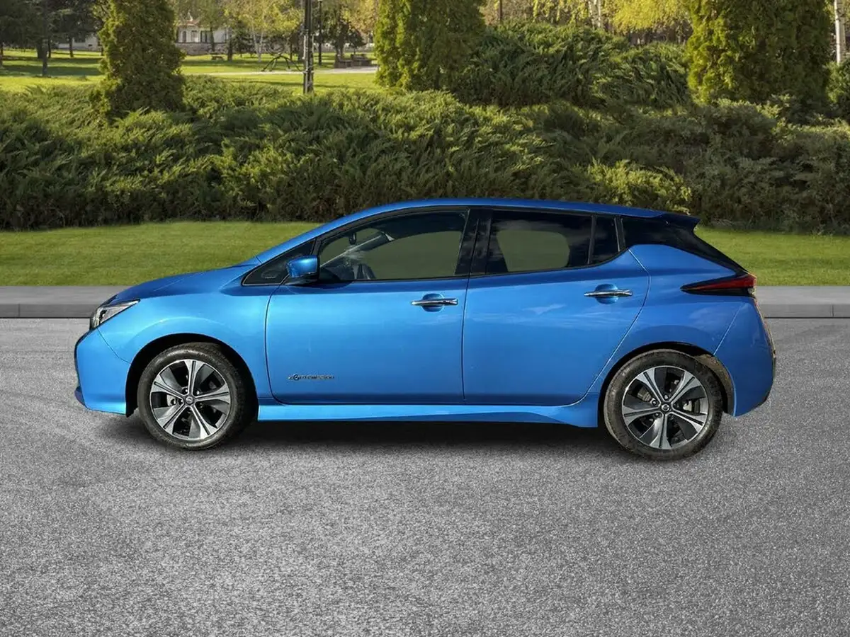 2020-nissan-leaf-e-tekna-big-3