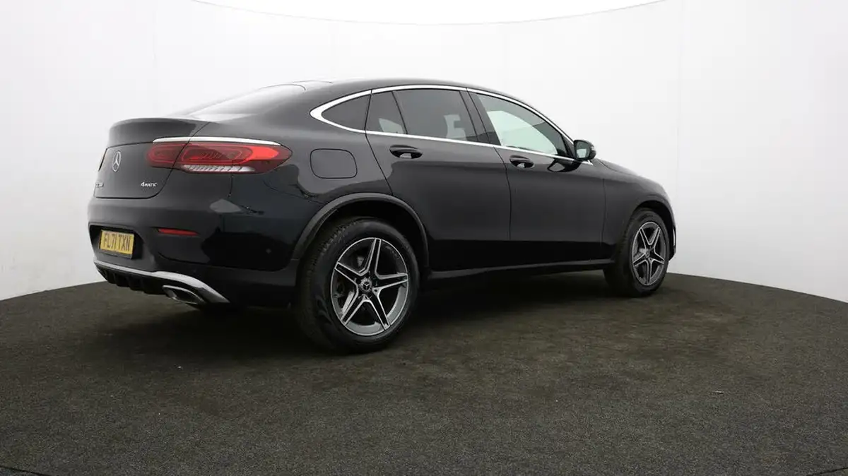 2021-mercedes-benz-glc-class-20-glc300-amg-line-258ps-coupe-4d-big-31