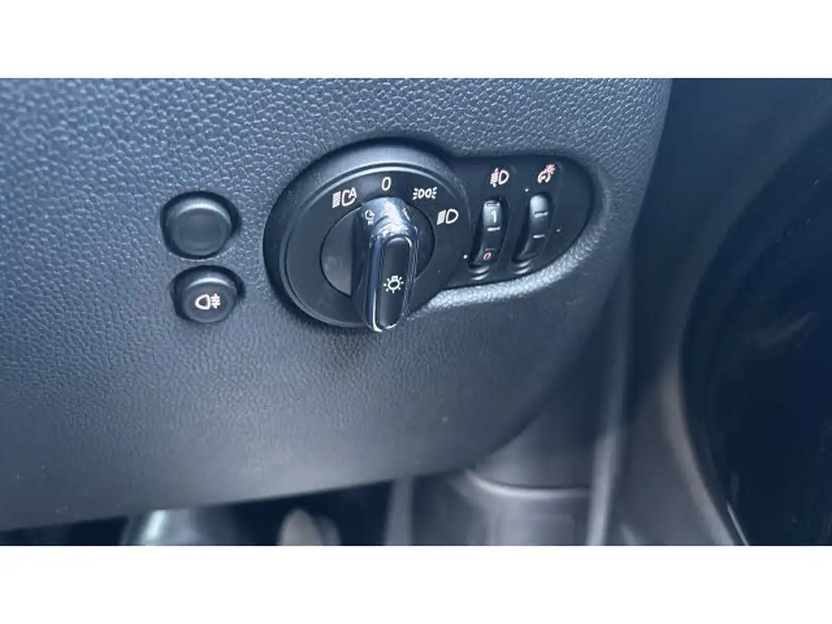 2022-mini-cooper-15-cooper-classic-hatchback-5d-big-23