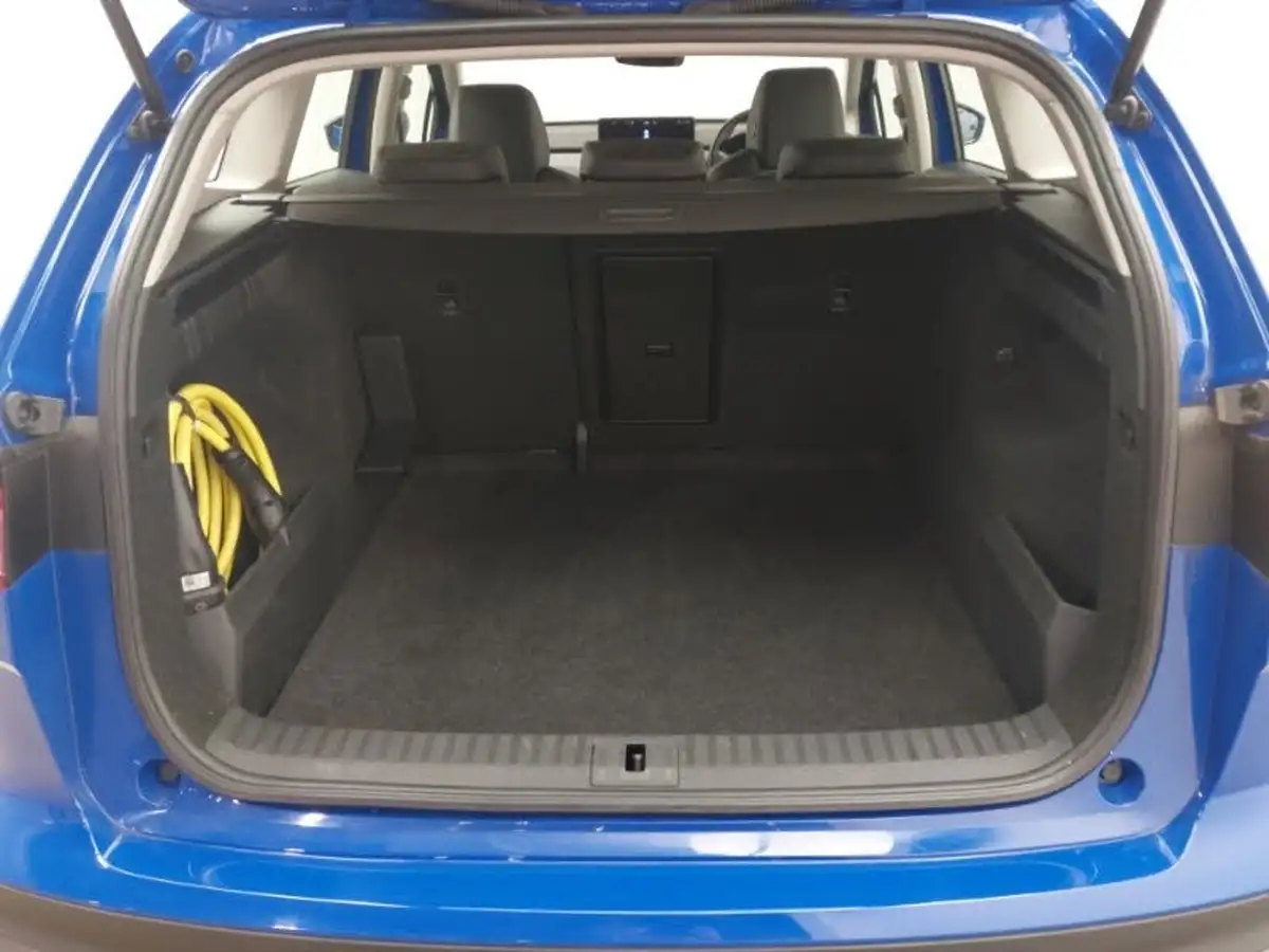 2022-skoda-enyaq-e-60-big-7