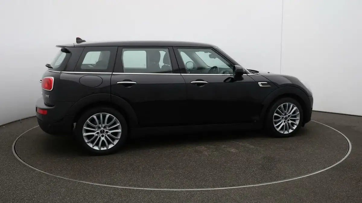 2018-mini-clubman-15-cooper-classic-ss-auto-big-48