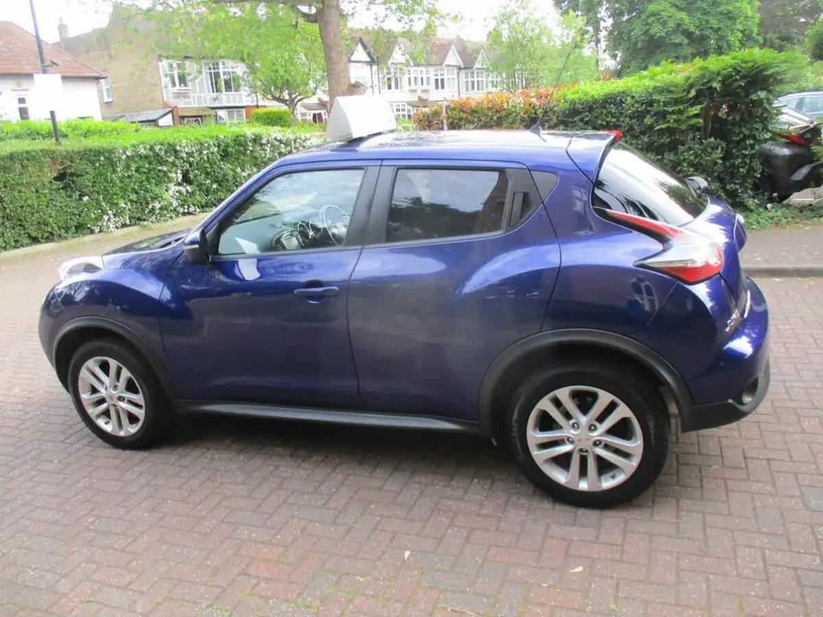 2015-nissan-juke-12-acenta-premium-big-14