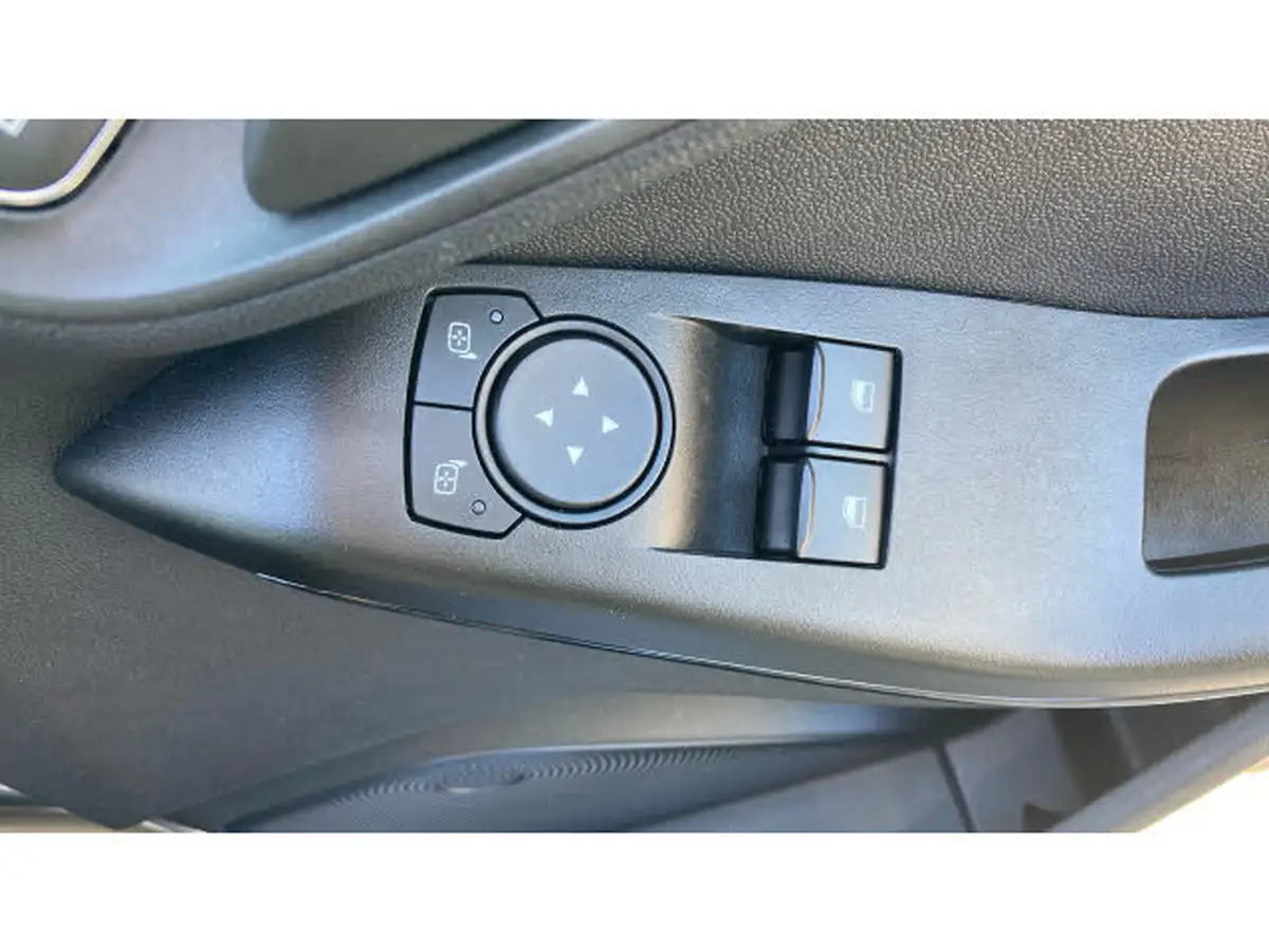 2022-ford-fiesta-10t-trend-100ps-5d-big-20