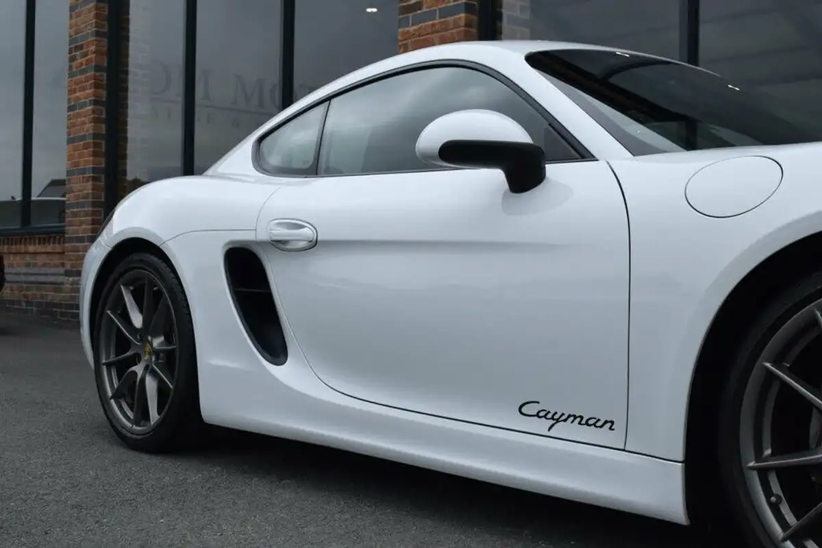 2015-porsche-cayman-27-pdk-big-59