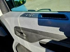 2019-peugeot-expert-15-bluehdi-professional-compact-1000-small-15