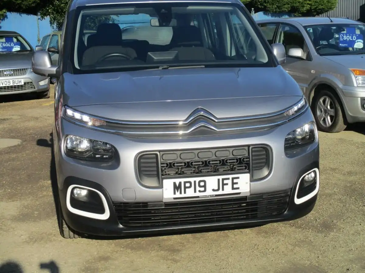2019-citroen-berlingo-15bluehdi-flair-xl-size-130ps-big-1
