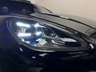 2019-porsche-macan-20-small-13
