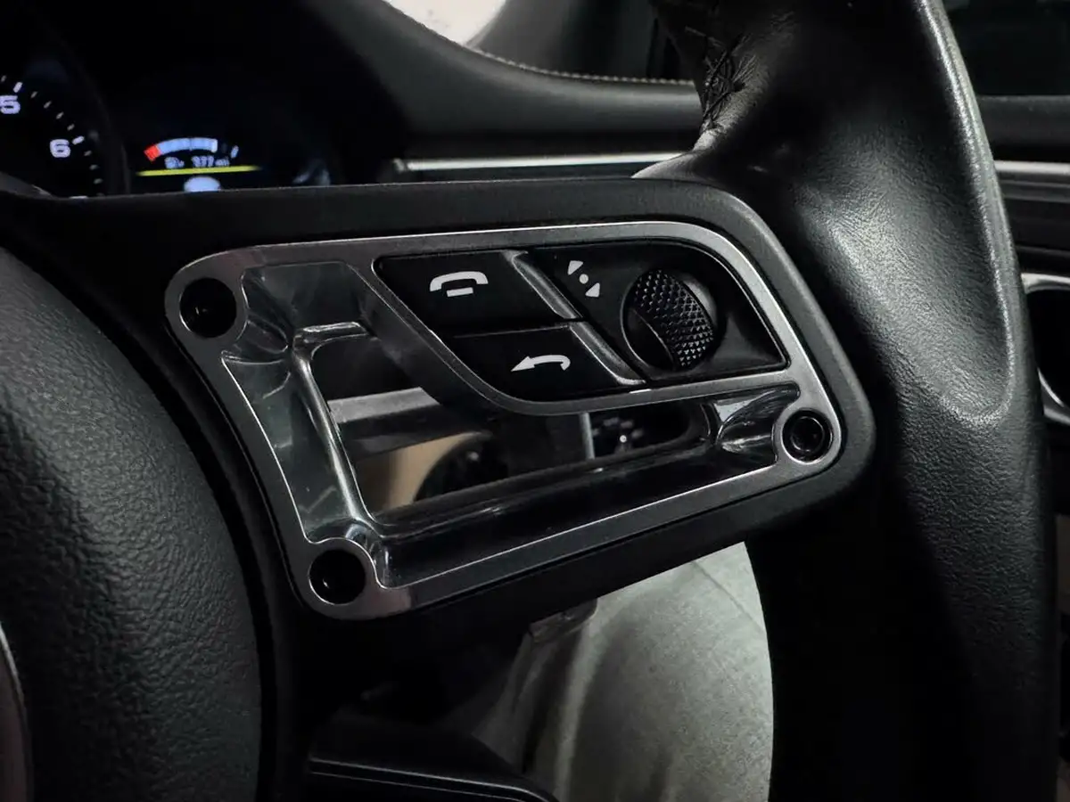 2019-porsche-macan-20-big-50