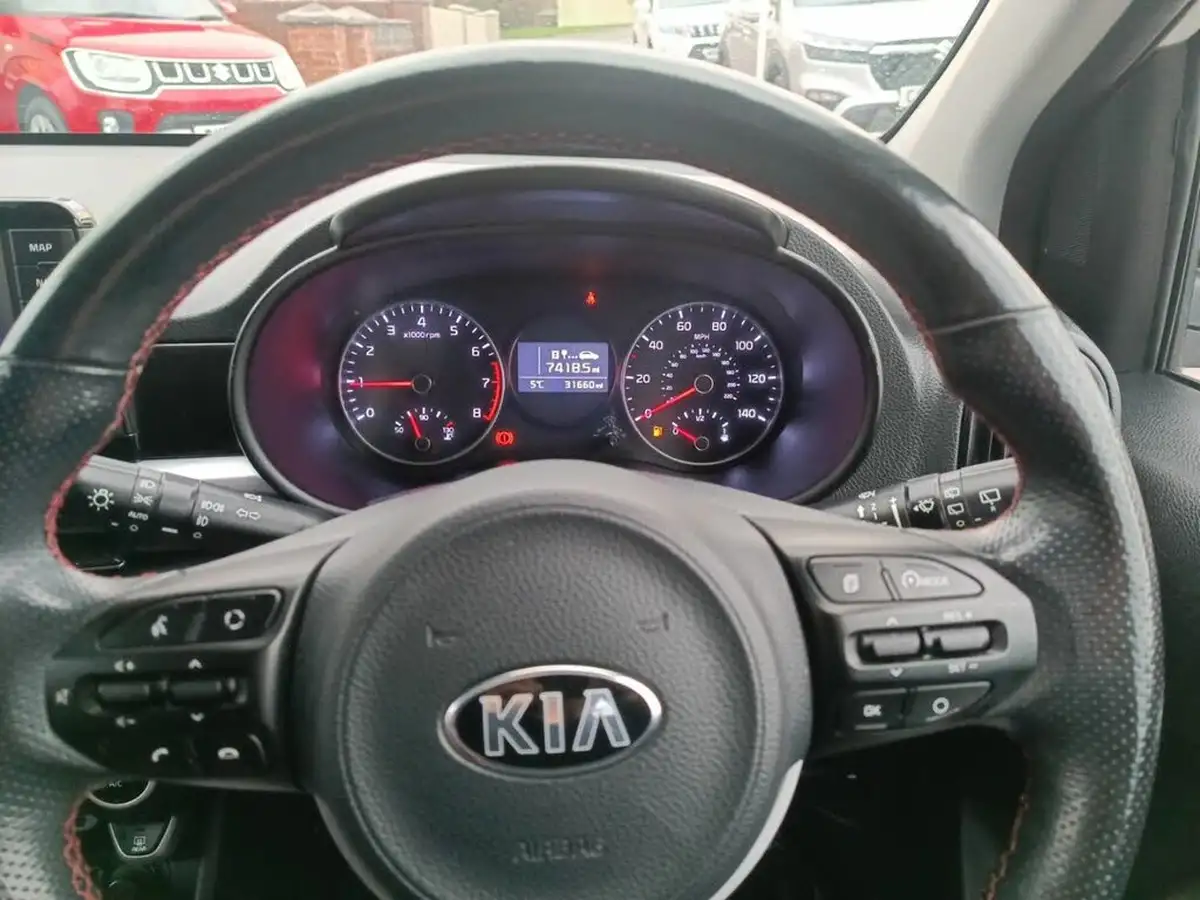 2018-kia-picanto-10-t-gdi-gt-line-s-big-11