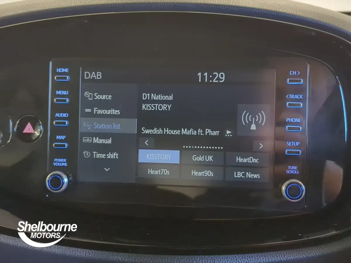 2023-toyota-aygo-x-10-vvt-i-edge-cvt-big-29