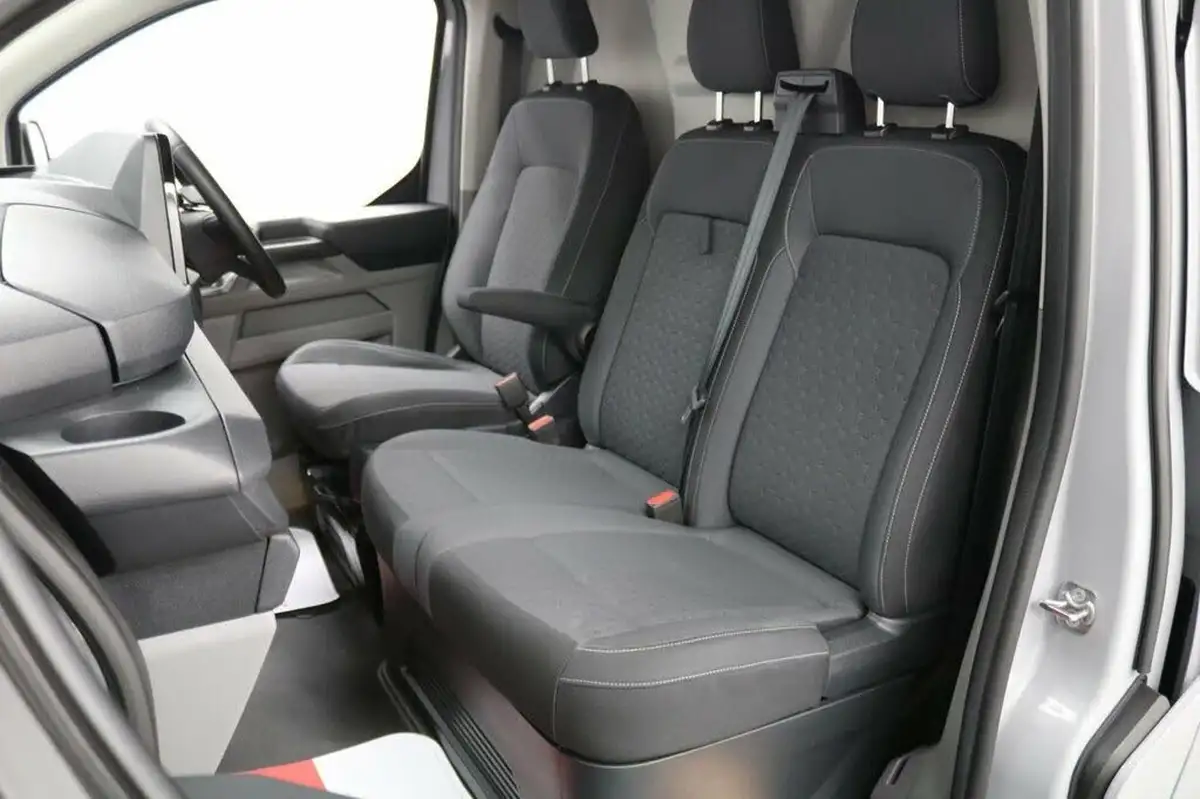 2024-ford-transit-custom-20tdci-320-l1h1-limited-136pseu6e-panel-van-1996cc-auto-big-20
