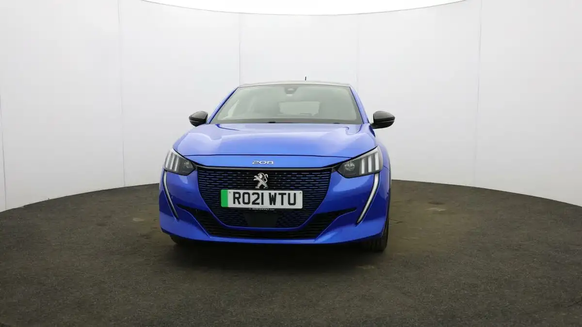 2021-peugeot-208-e-gt-premium-big-39