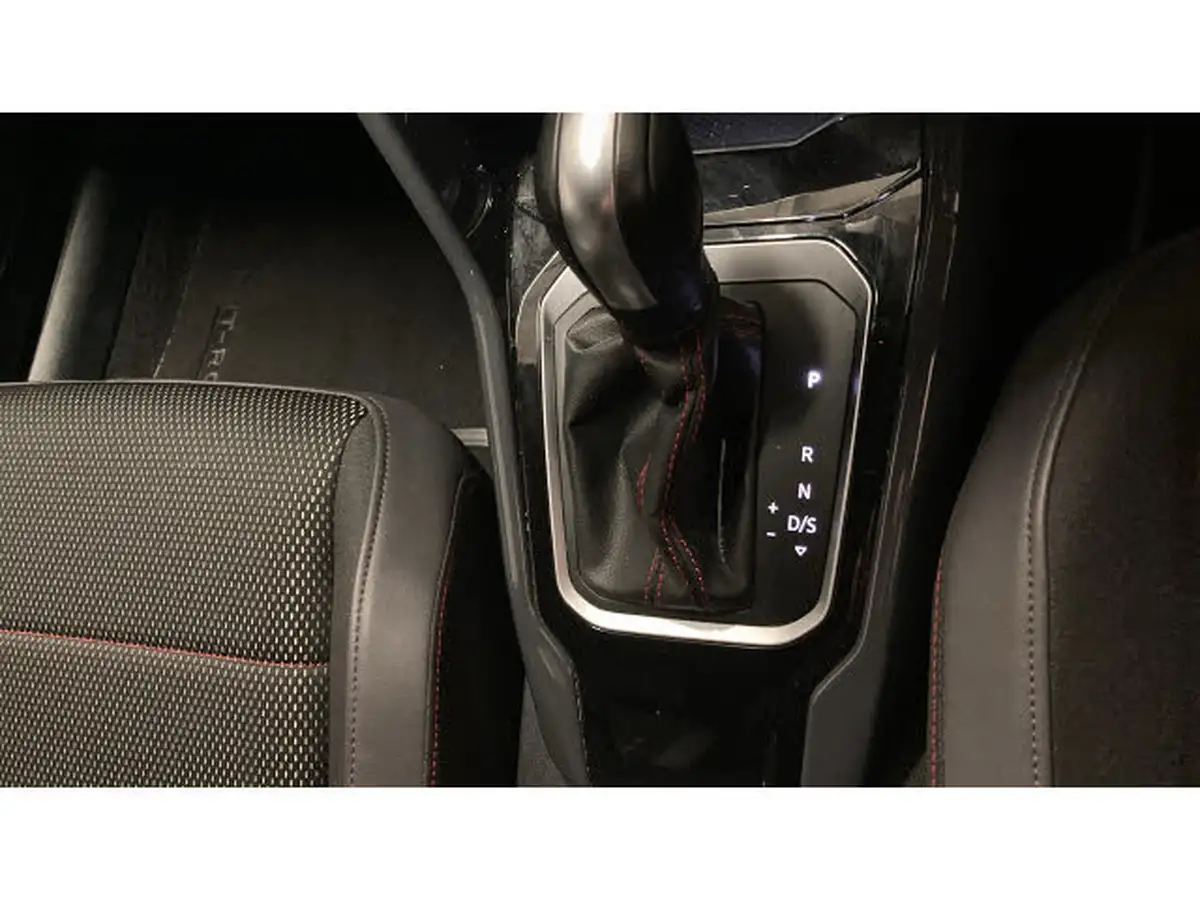 2020-volkswagen-t-roc-15-tsi-sel-dsg-big-41