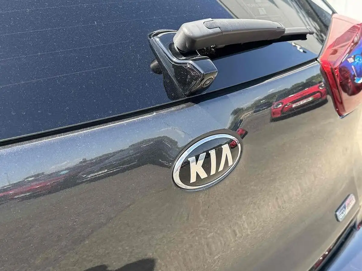 2021-kia-e-niro-ev-4-big-11