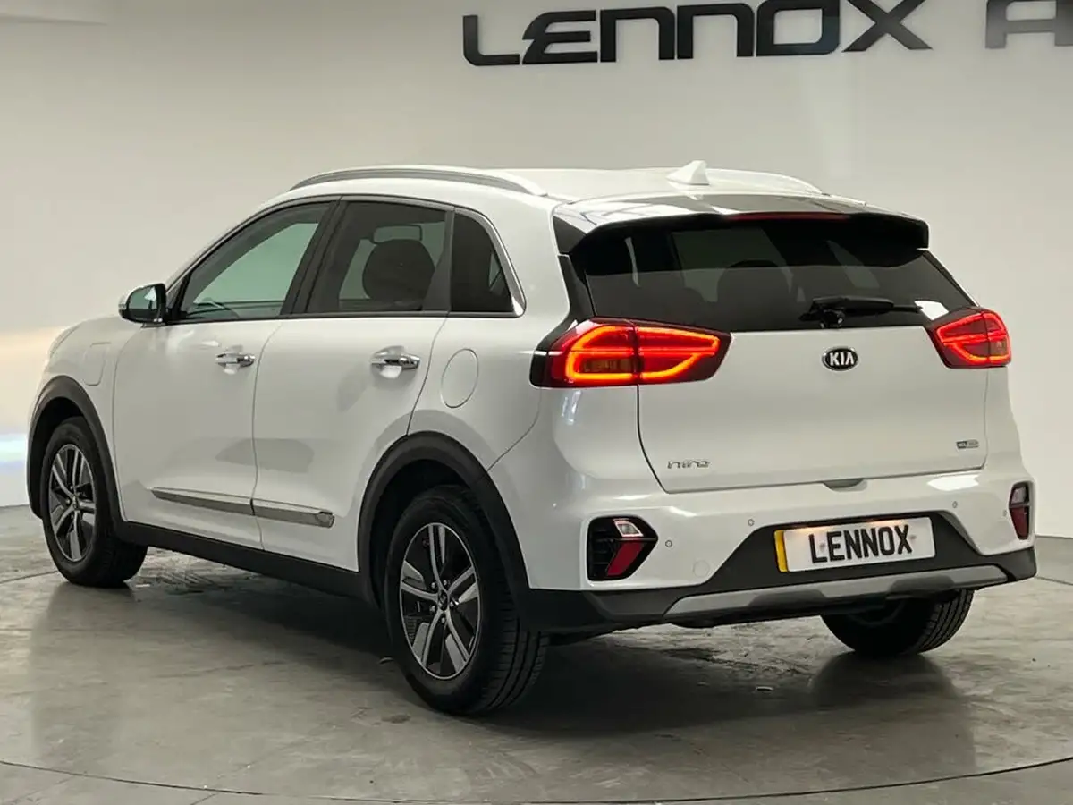 2021-kia-niro-16-gdi-phev-3-big-7