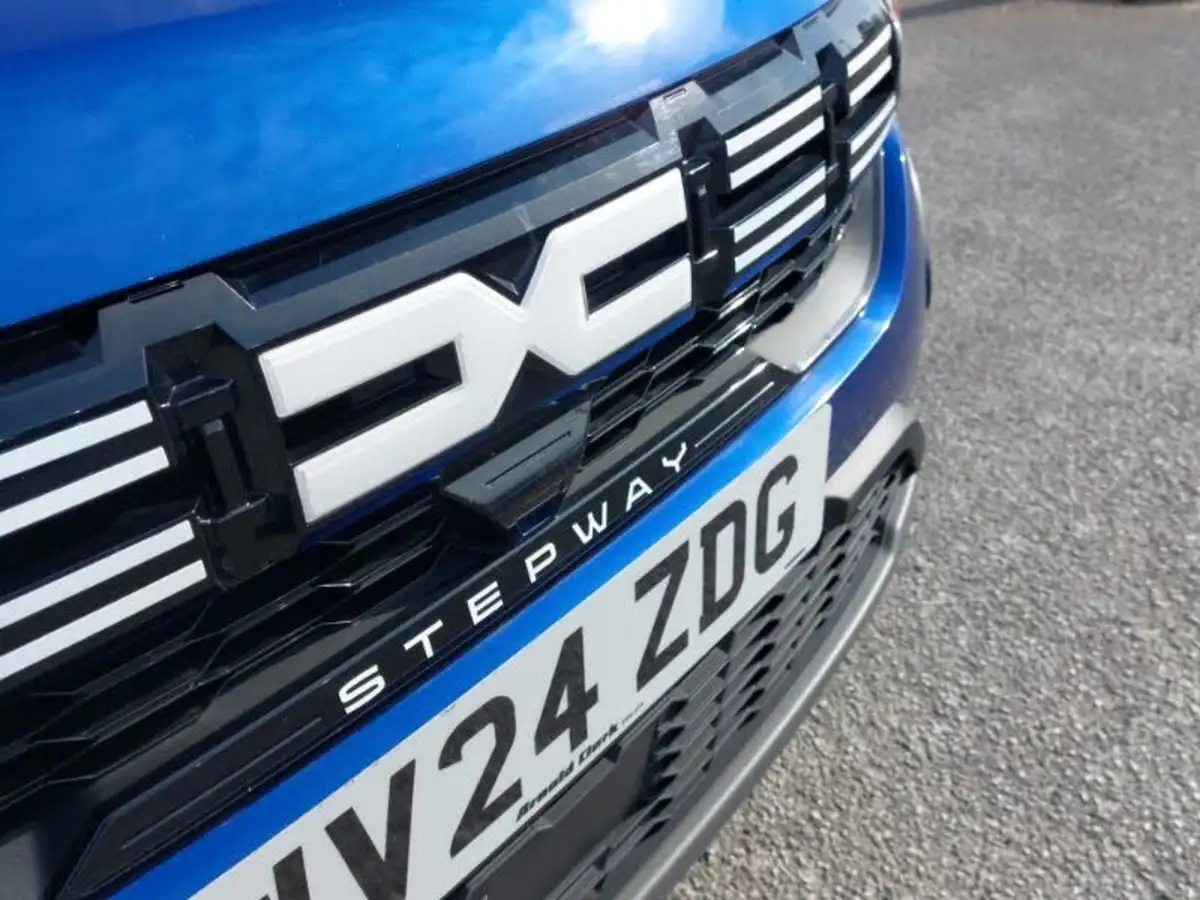 2024-dacia-sandero-stepway-10-tce-expression-90bhp-big-11