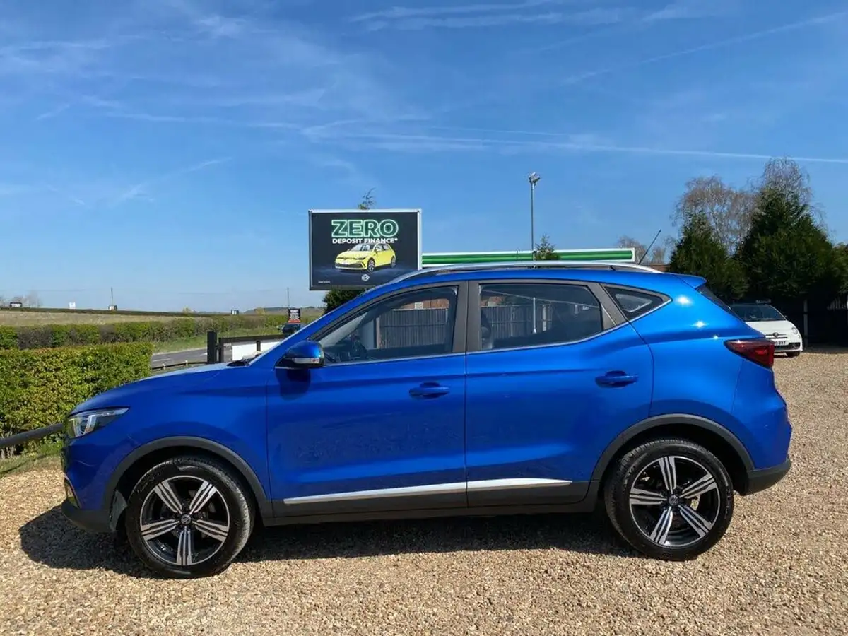 2020-mg-zs-suv-10t-gdi-exclusive-111ps-big-4