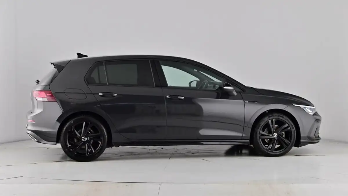 2022-volkswagen-golf-15-tsi-r-line-130ps-hatchback-big-77