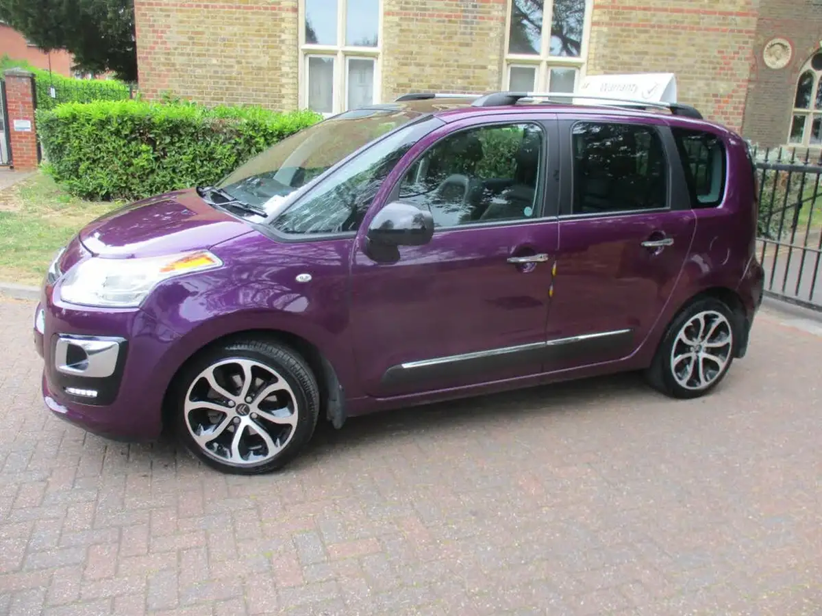 2016-citroen-c3-picasso-12-puretech-platinum-big-4
