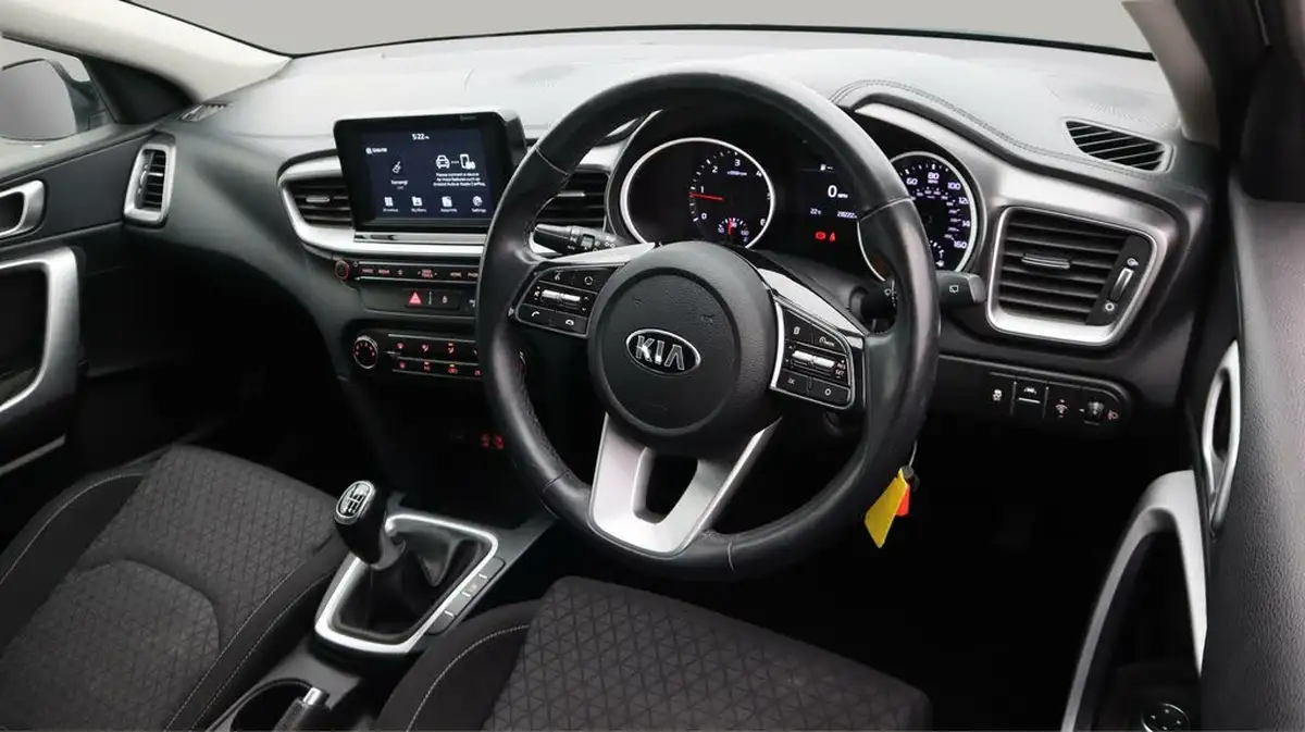 2019-kia-ceed-16crdi-2-eco-sportswagon-big-9
