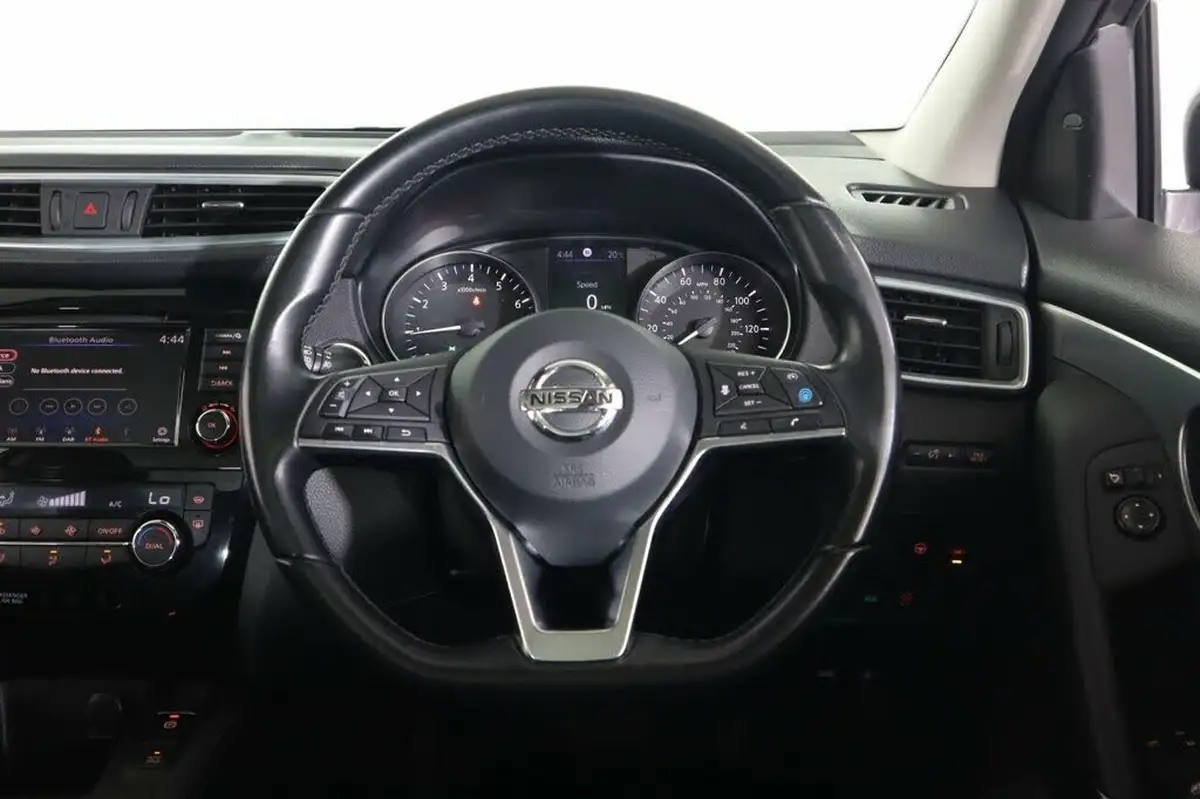 2020-nissan-qashqai-big-45