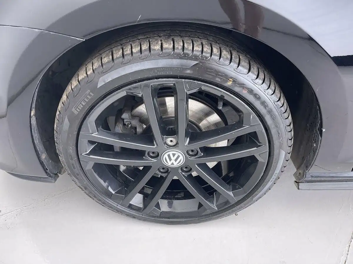 2014-volkswagen-golf-20tdi-gtd-bmt-3d-big-10