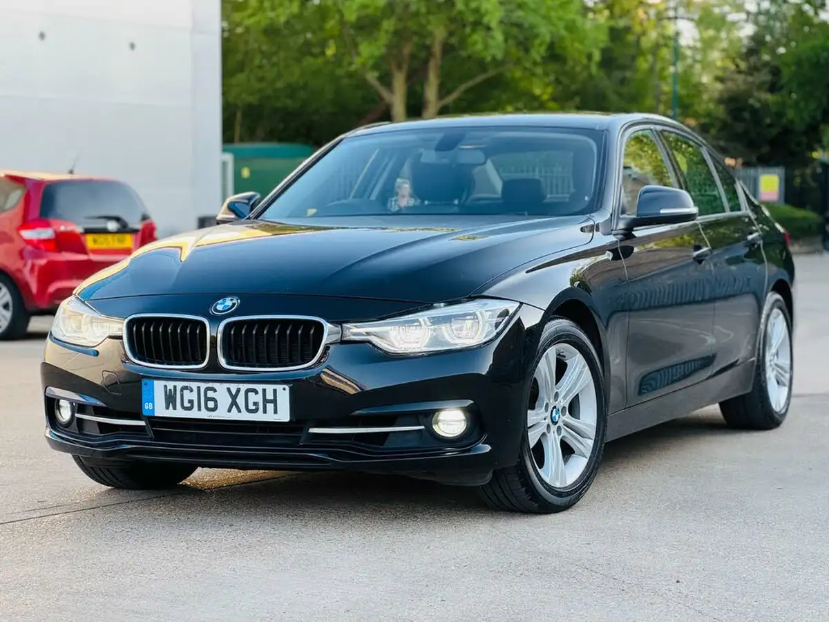 2016-bmw-3-series-20-320i-sport-saloon-4d-auto-big-1