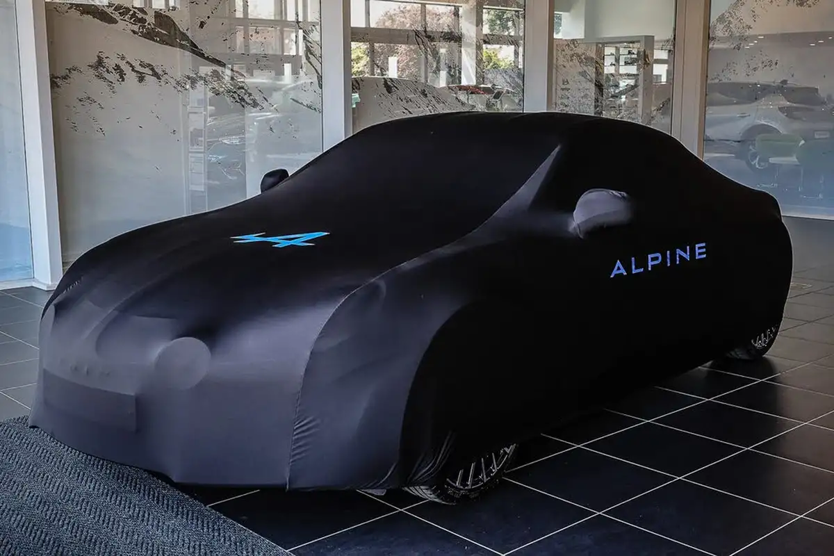 2024-alpine-a110-18-t-s-big-45
