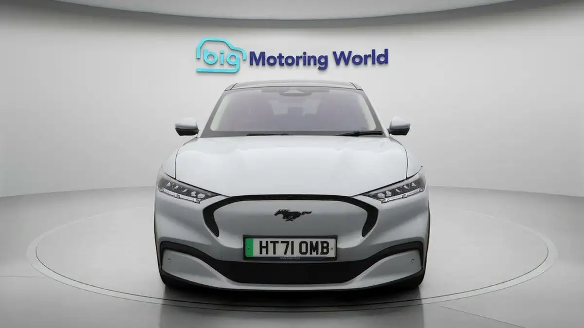2022-ford-mustang-mach-e-e-extended-range-294ps-big-2