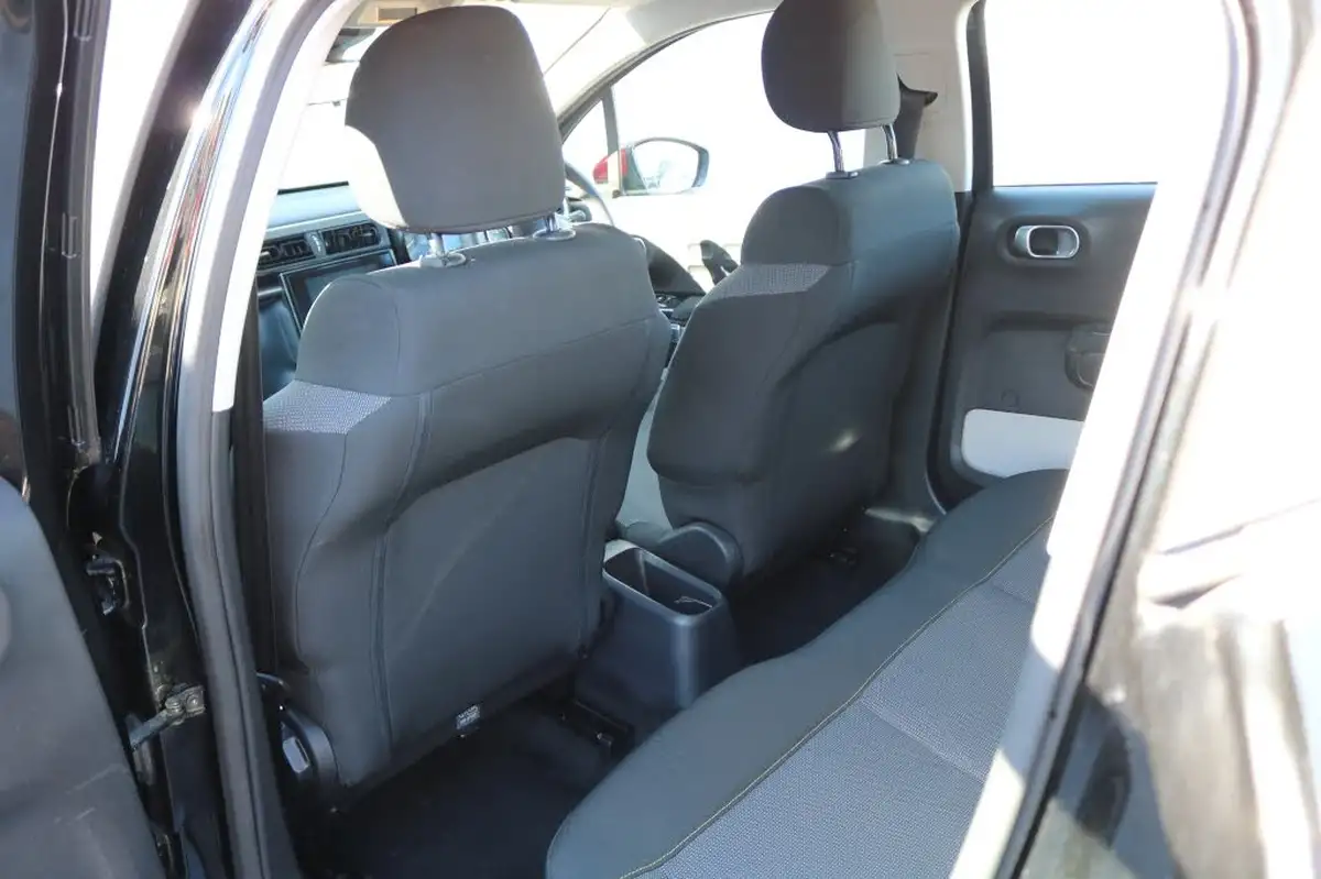 2017-citroen-c3-12-puretech-feel-82ps-big-18