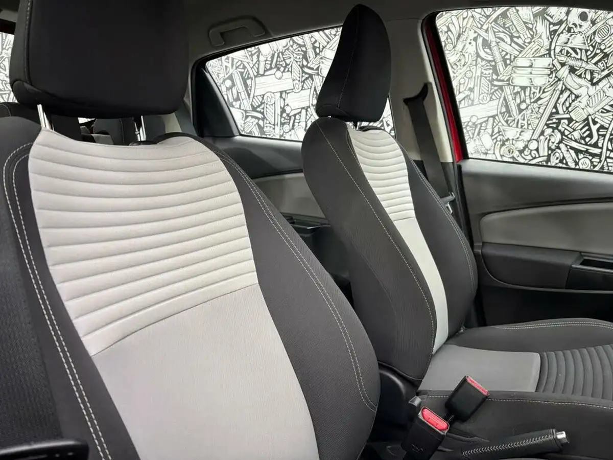 2019-toyota-yaris-15-vvt-i-icon-hybrid-big-21