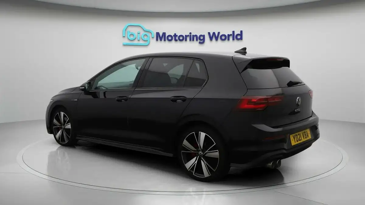 2021-volkswagen-golf-20tdi-gtd-big-5