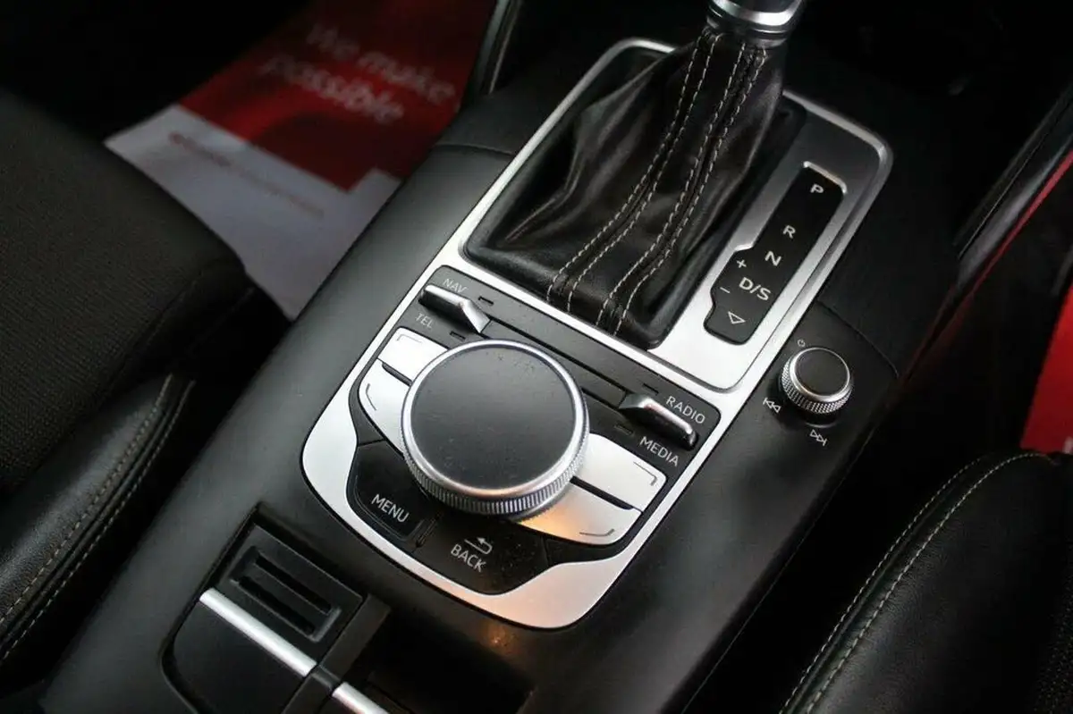 2016-audi-a3-20-tdi-quattro-s-line-184ps-nav-ss-saloon-4d-tronic-big-42