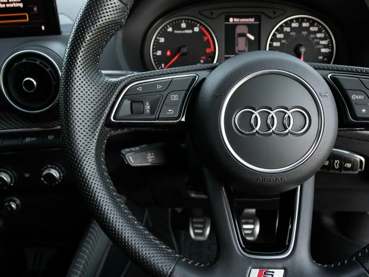 2018-audi-q2-14-tfsi-s-line-big-18