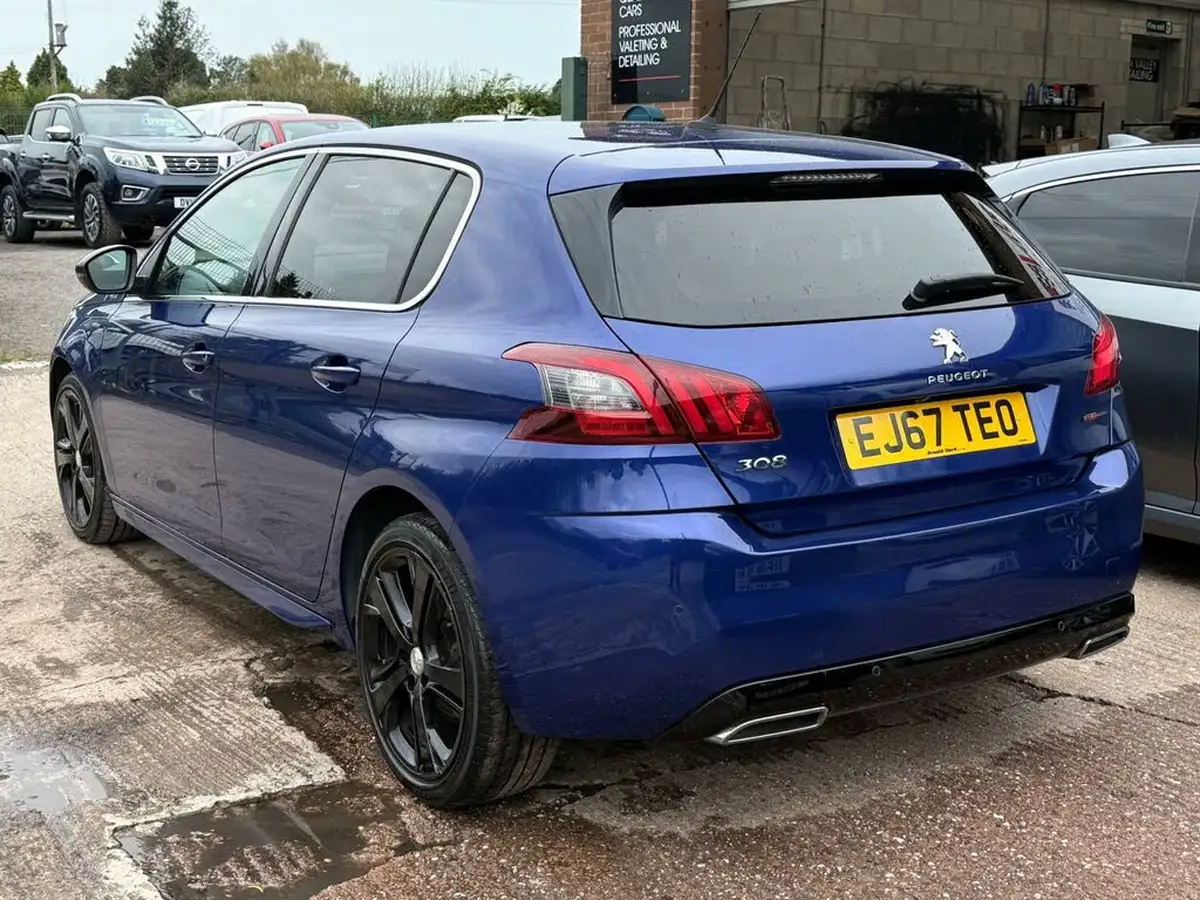 2018-peugeot-308-16-bluehdi-gt-line-big-15