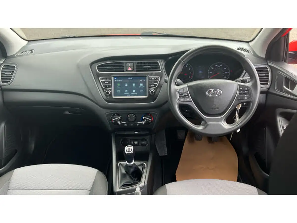 2020-hyundai-i20-12-se-big-9