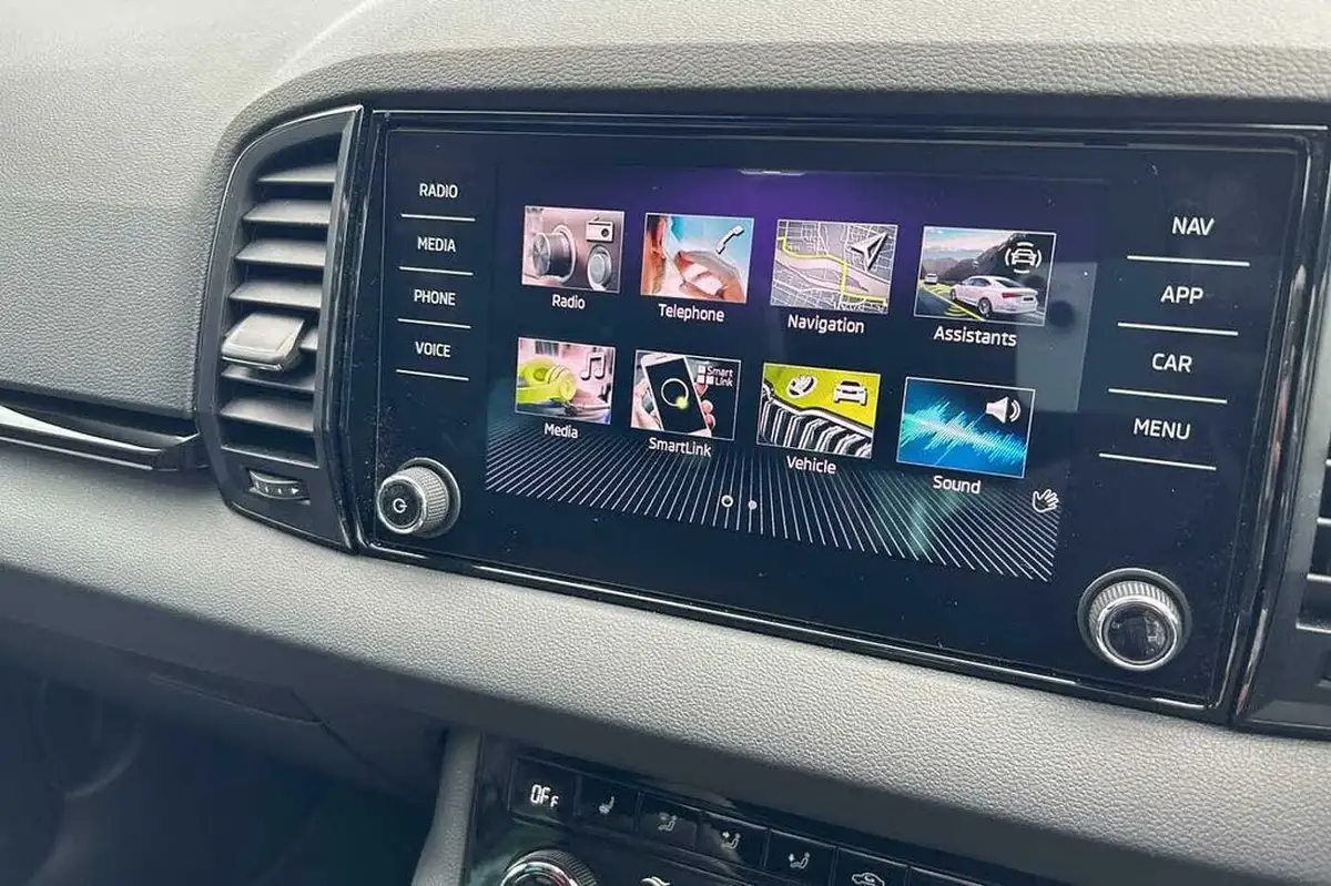 2023-skoda-karoq-15-tsi-sportline-dsg-big-16