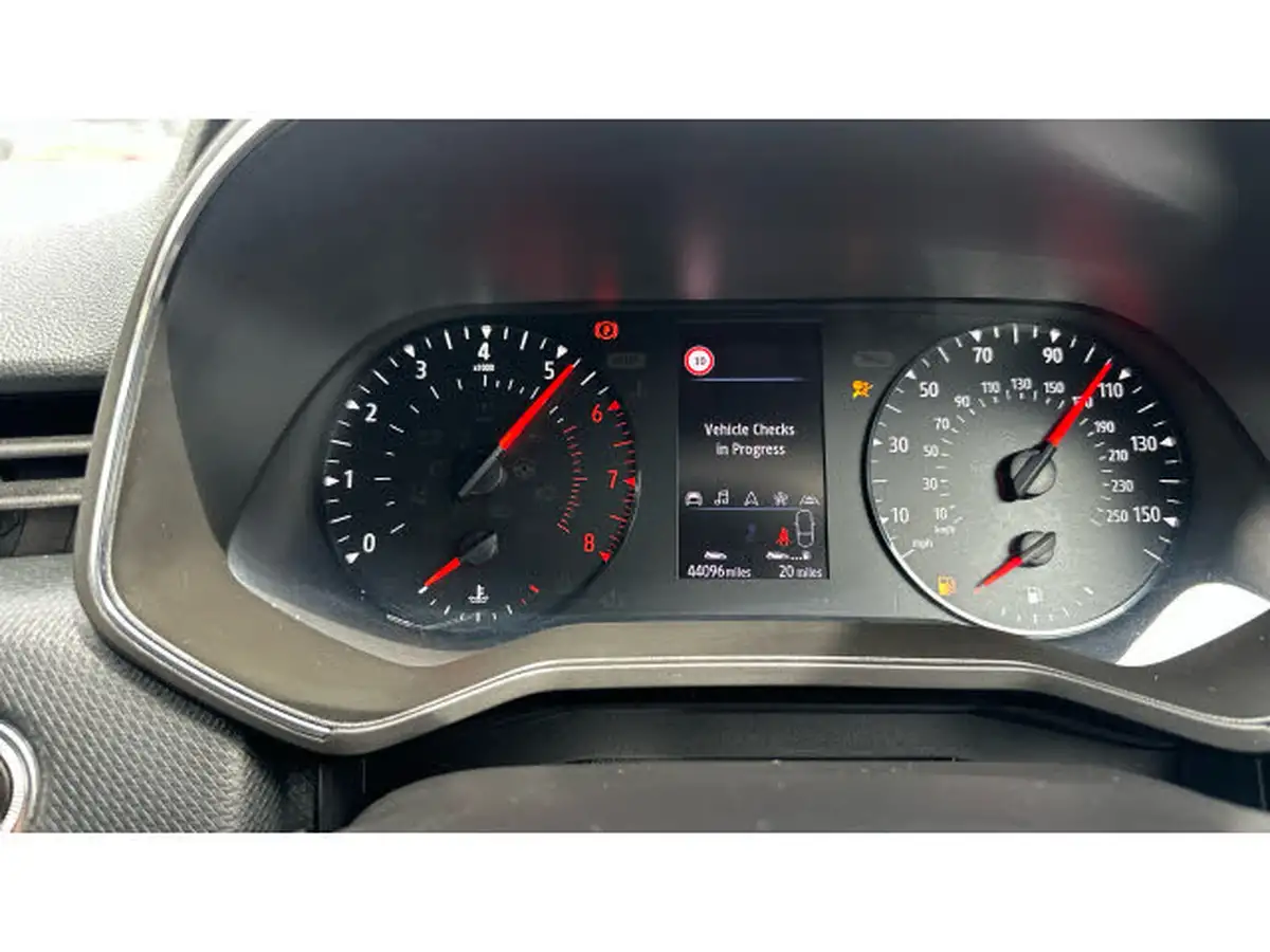 2020-renault-clio-10-sce-iconic-75bhp-big-17