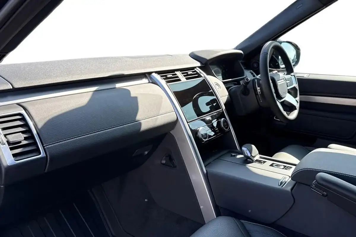 2025-land-rover-discovery-30-d350-commercial-dynamic-hse-big-8