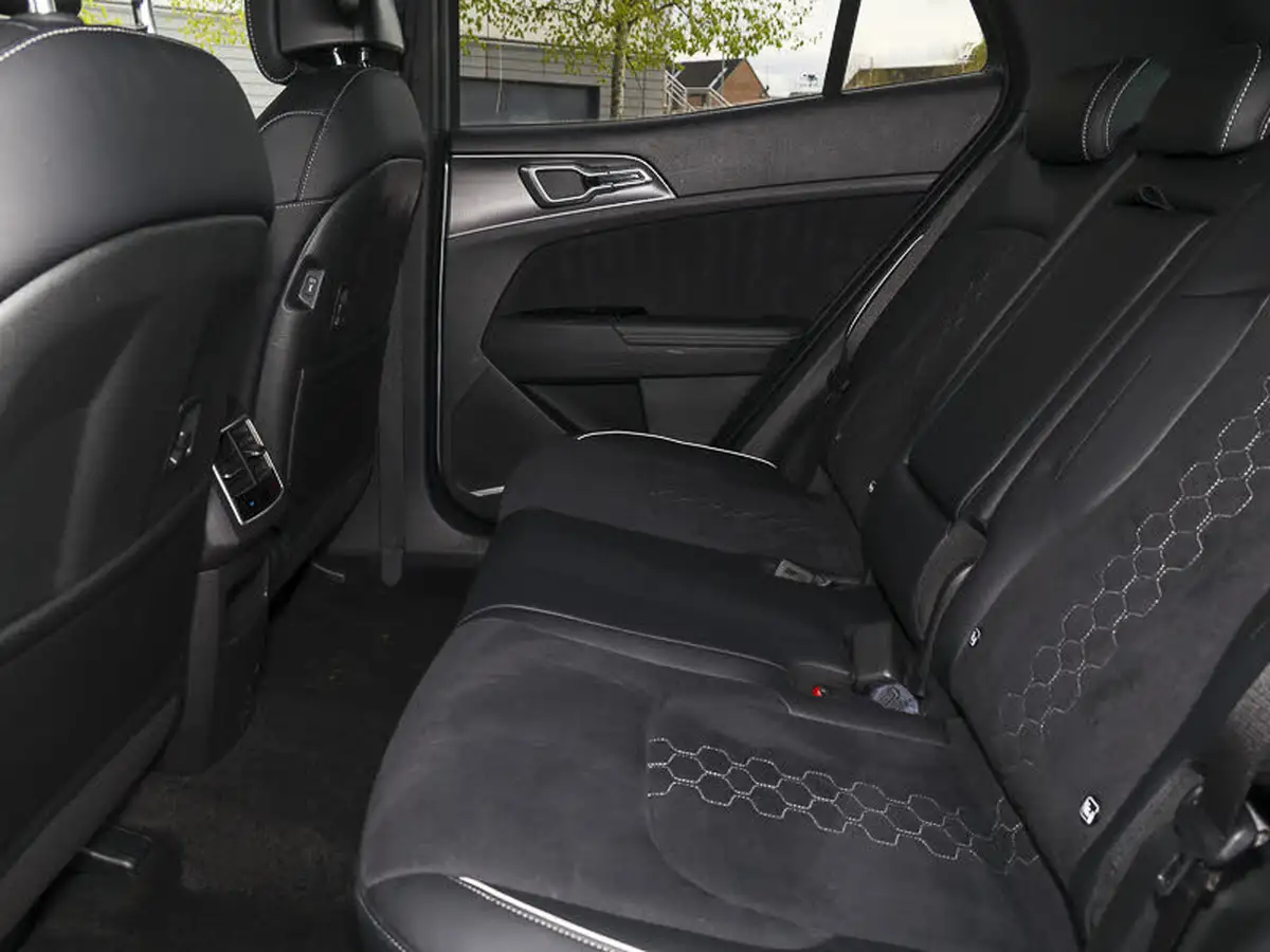 2024-kia-sportage-16-t-gdi-gt-line-157bhp-48v-big-5