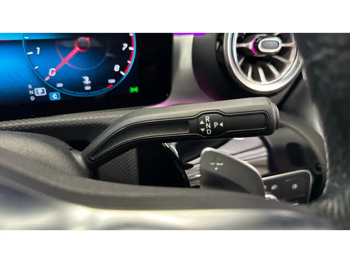2021-mercedes-benz-a-class-13-a200-amg-line-premium-plus-edition-hatchback-5d-7g-dct-big-12