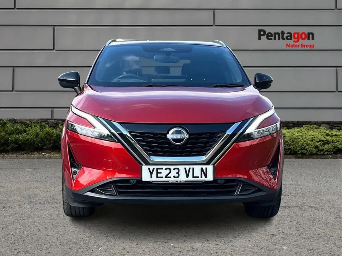 2023-nissan-qashqai-15-tekna-big-15