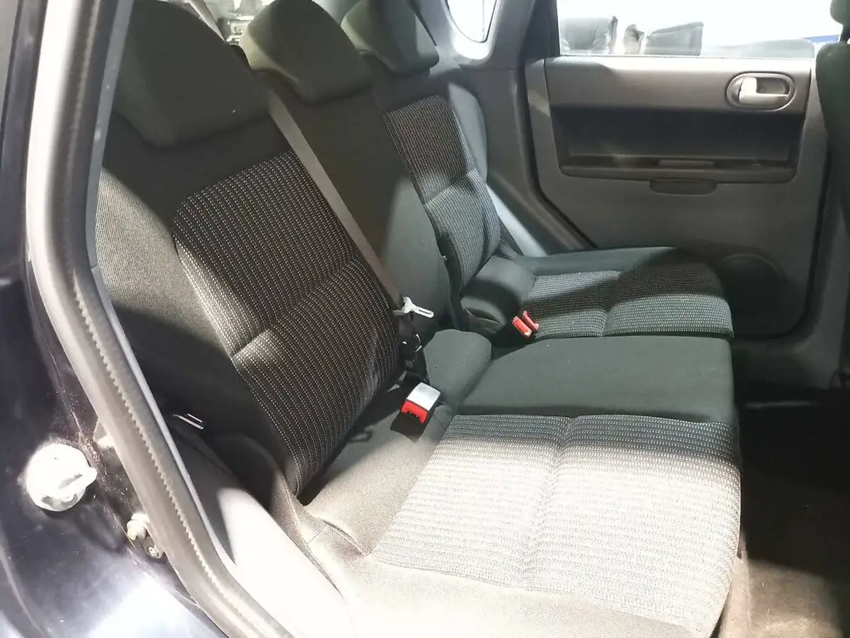 2008-mitsubishi-colt-15td-cz2-amt-big-21