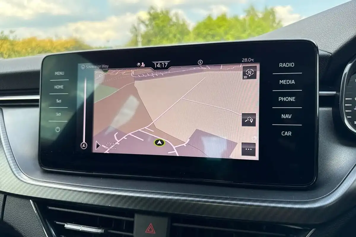 2021-skoda-kamiq-15-tsi-monte-carlo-dsg-big-51