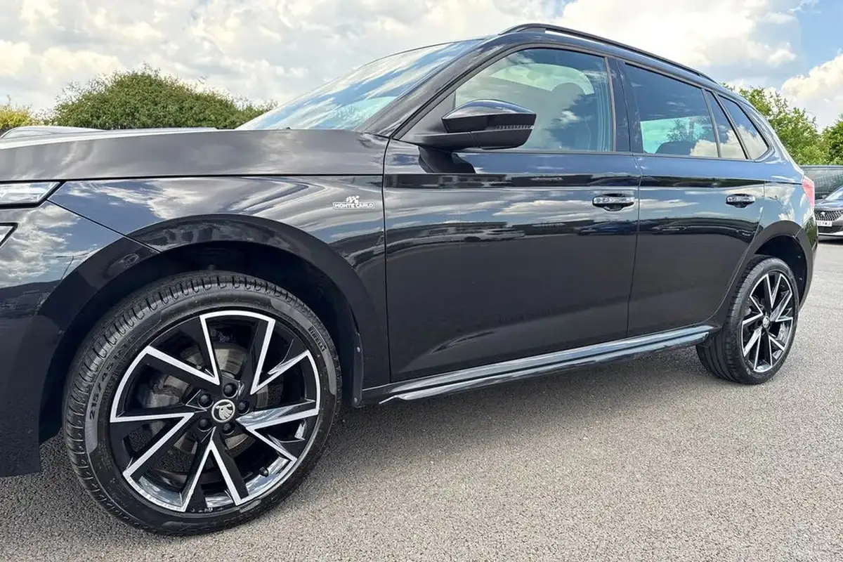 2021-skoda-kamiq-15-tsi-monte-carlo-dsg-big-27