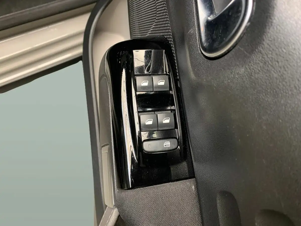 2022-citroen-c3-12-puretech-c-series-big-17