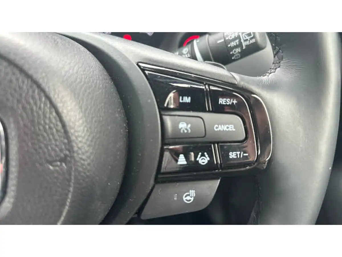 2024-honda-hr-v-15-i-mmd-advance-big-22