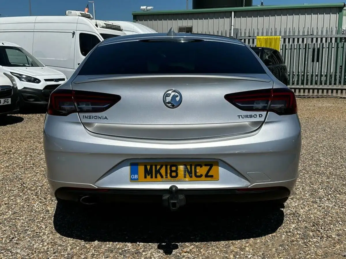 2018-vauxhall-insignia-grand-sport-20td-sri-vx-line-nav-big-37