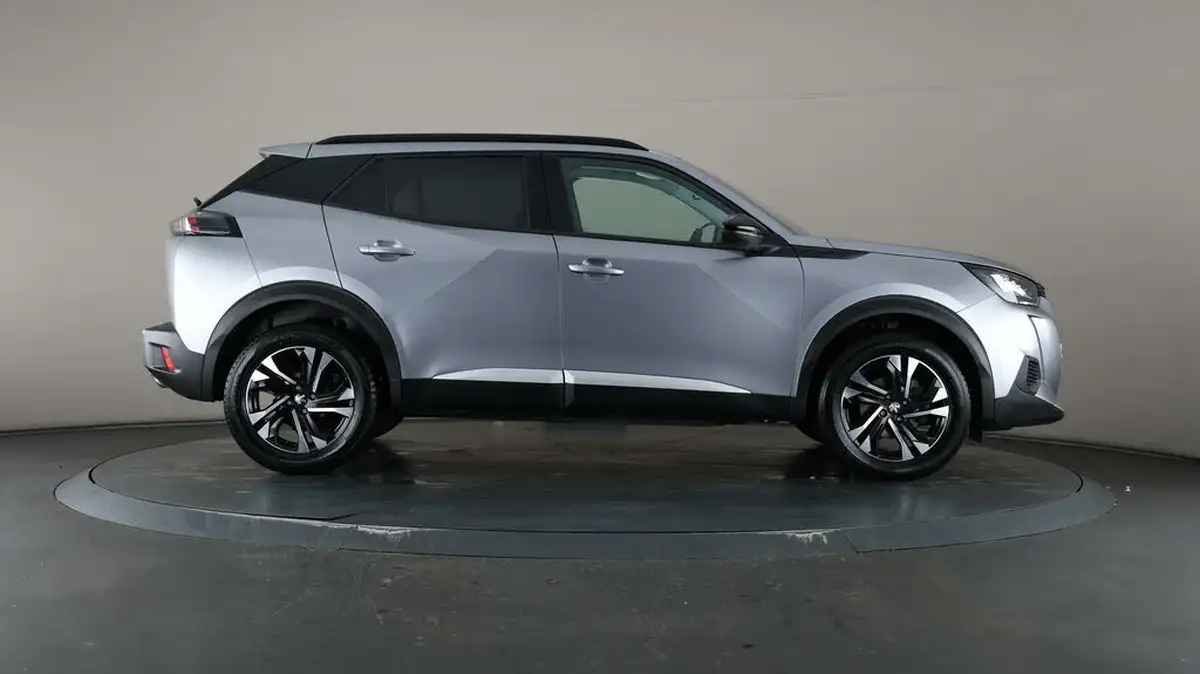 2022-peugeot-2008-suv-12-puretech-allure-premium-100bhp-big-64